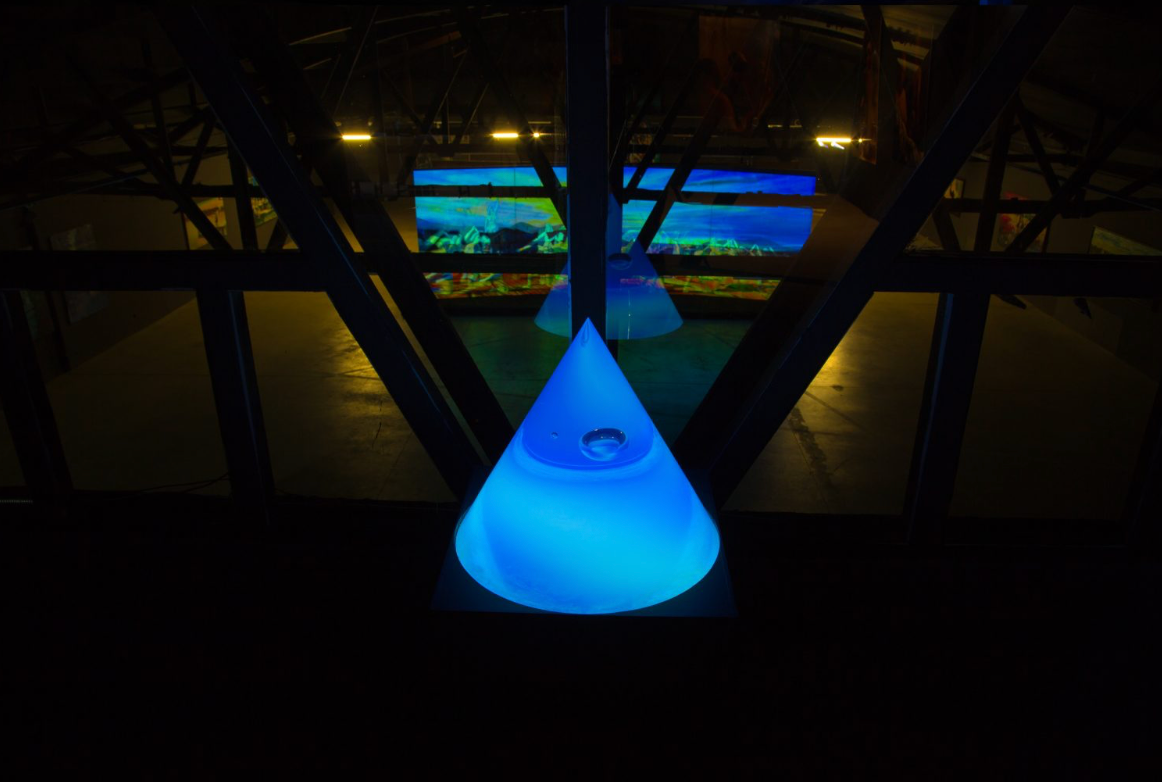 Viktor Sydorenko. Light installation in Technologies of Trauma. Lavra Gallery